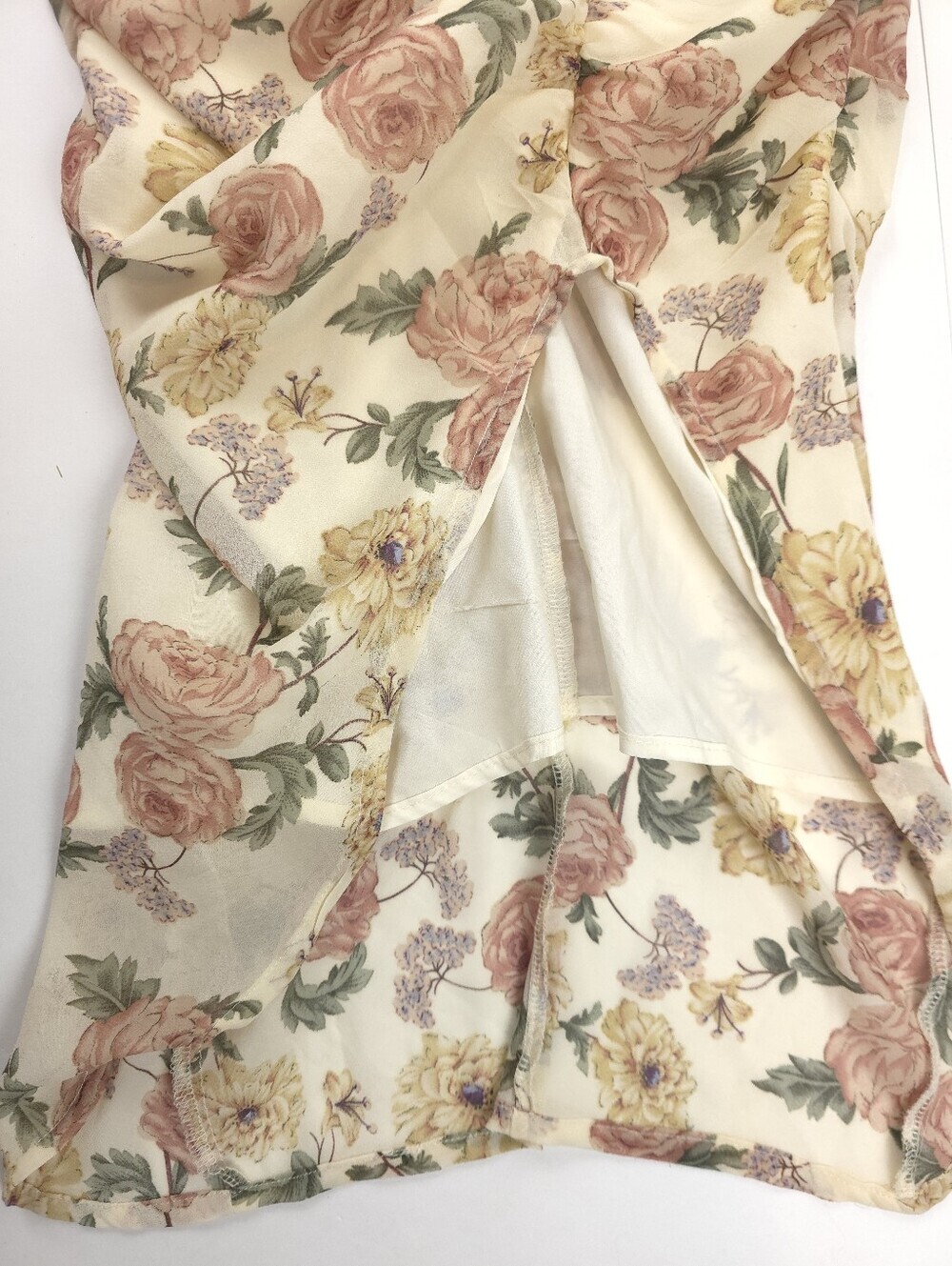 Vici Gorgeous Cream Floral Dress Sz Xs - Picture 2 of 13